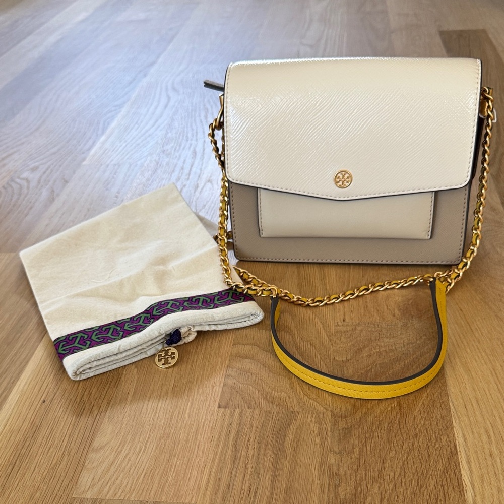 Tory Burch Cream and Brown Robinson Shoulder Bag with Gold Chain